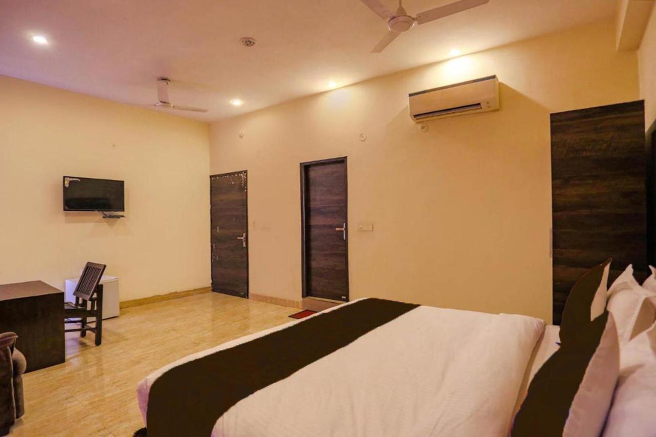 Hotel Swan Suite Near Delhi Airport Nova Deli Exterior foto