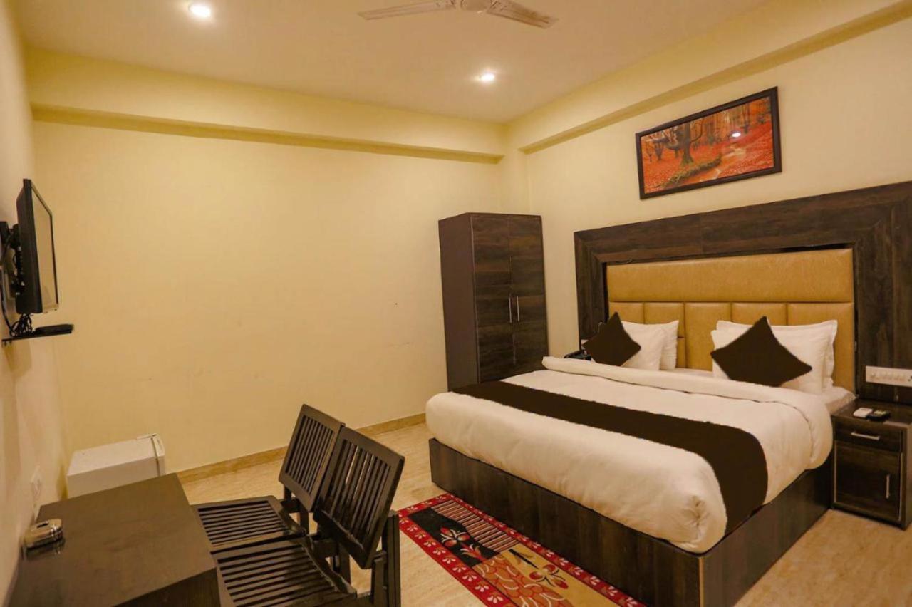 Hotel Swan Suite Near Delhi Airport Nova Deli Exterior foto